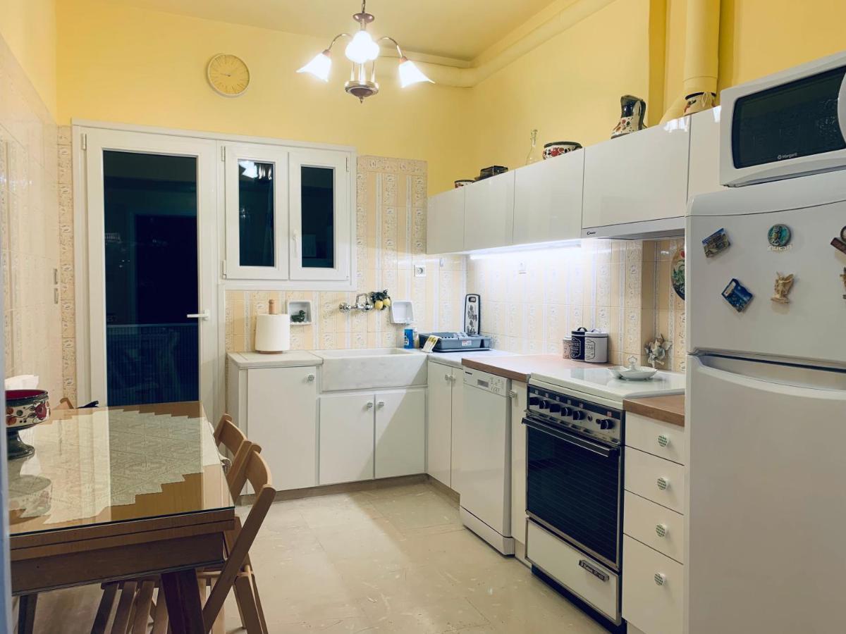 Athina Apartments Афіни Екстер'єр фото